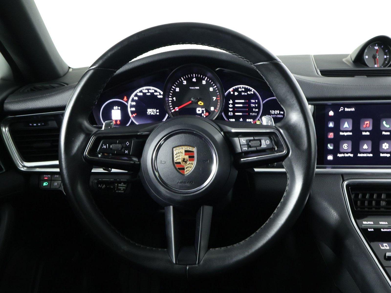 Certified 2023 Porsche Panamera RWD image 12