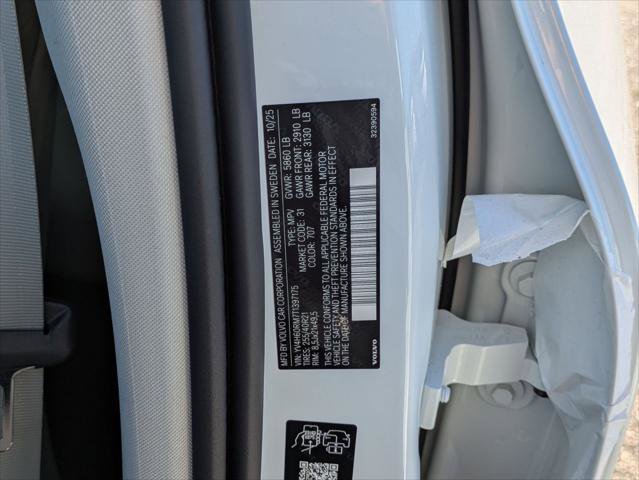 New 2026 Volvo XC60 T8 Ultra w/ Protection Package Premier image 15