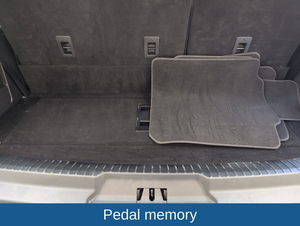 Used 2023 Ford Expedition Platinum AWD/4WD image 32