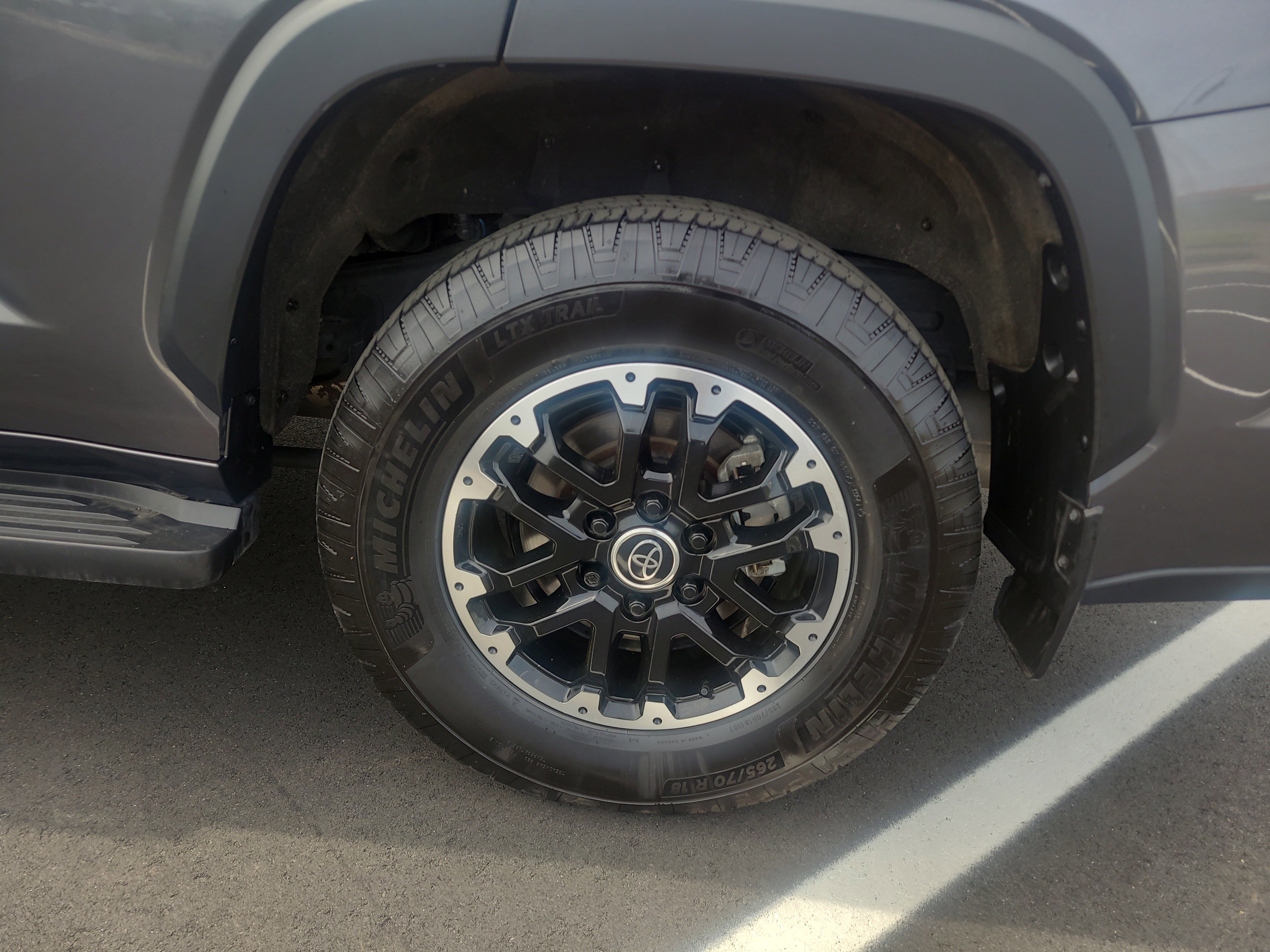 Used 2024 Toyota Sequoia SR5 w/ TRD Off-Road Package AWD/4WD image 11