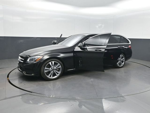 Used 2018 Mercedes-Benz C 300 Sedan w/ Premium Package image 38
