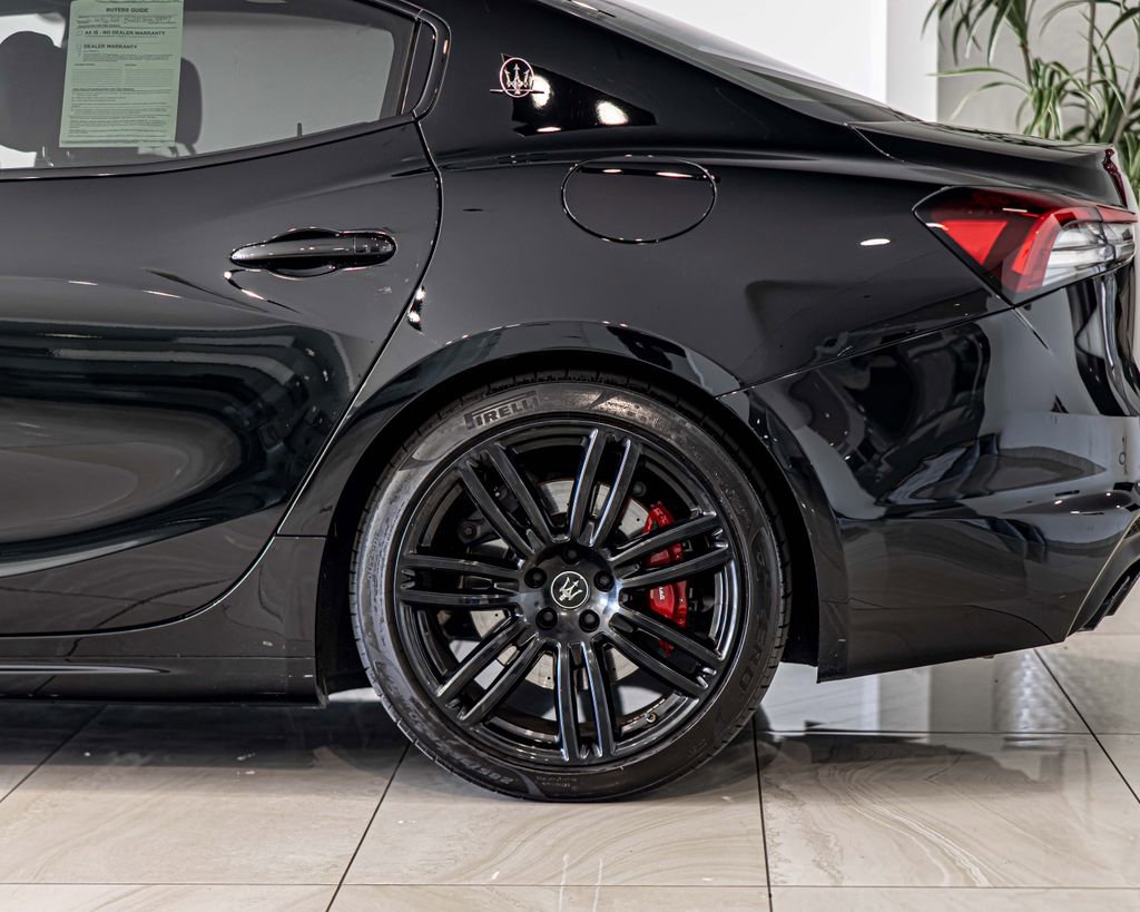 Used 2021 Maserati Ghibli RWD image 7