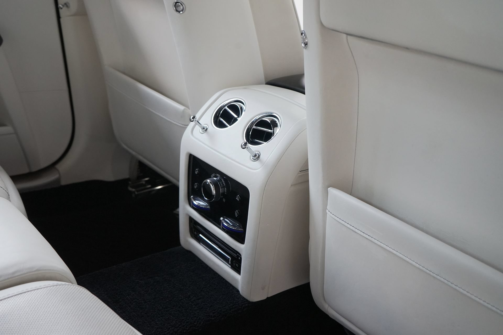 Used 2021 Rolls-Royce Ghost AWD/4WD image 19