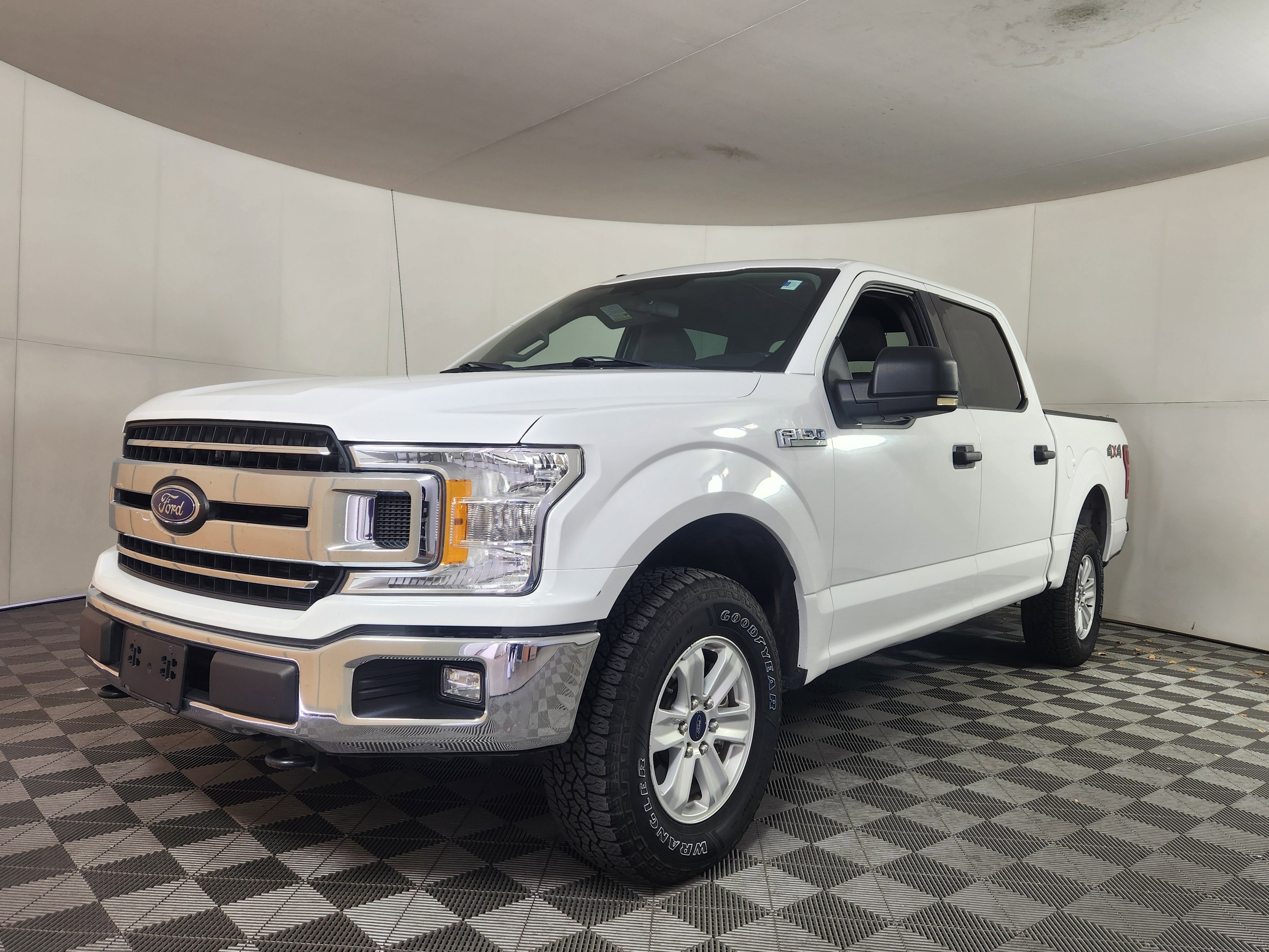 Certified 2018 Ford F150 XLT image 3