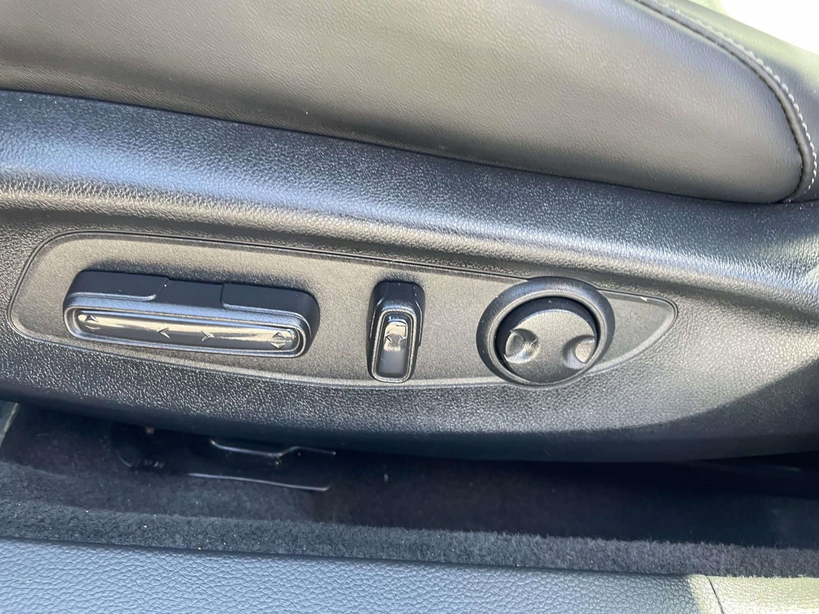 Used 2024 Honda Accord Touring image 15