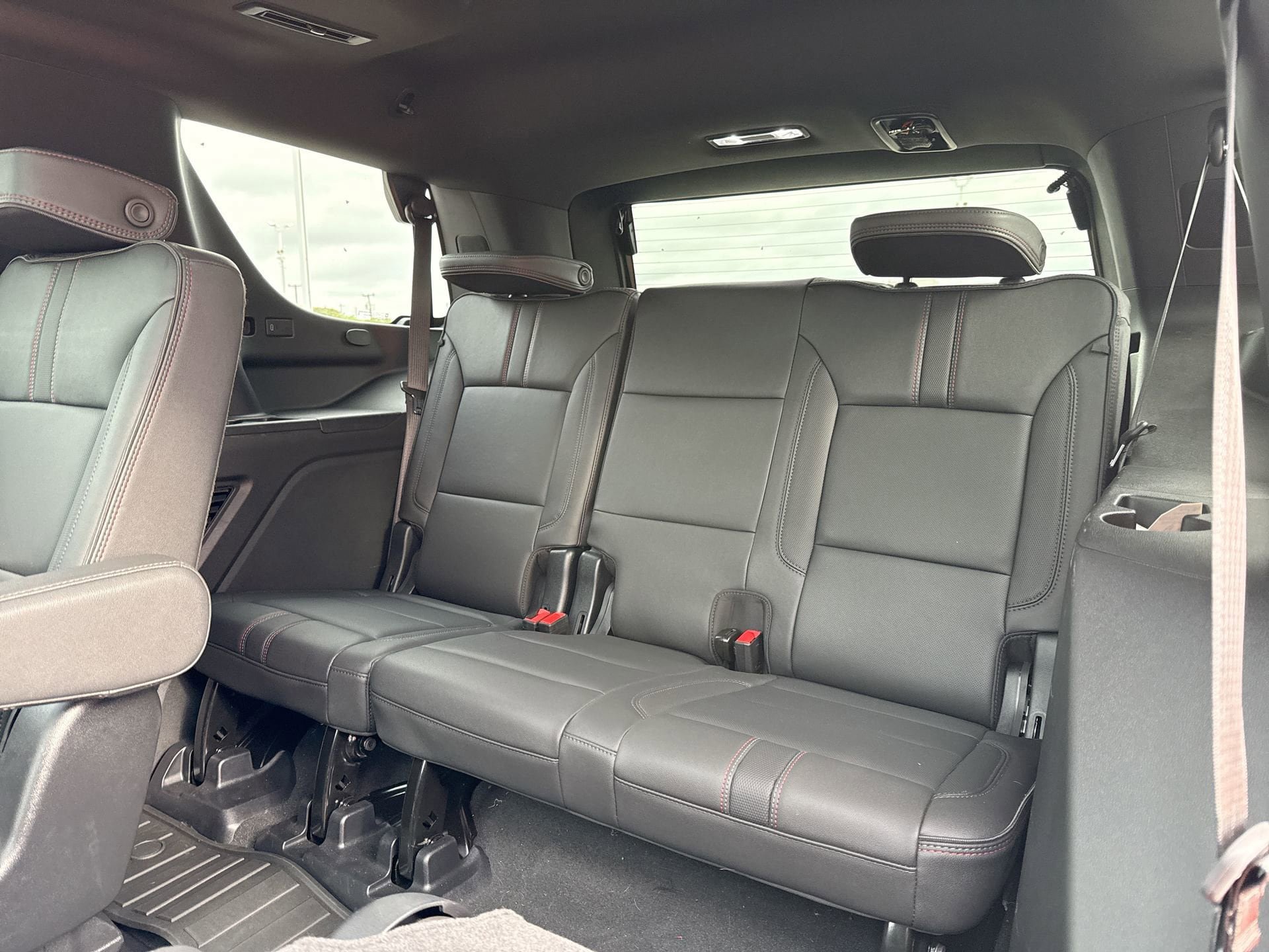Used 2025 Chevrolet Tahoe RST w/ RST Capability Package AWD/4WD image 25