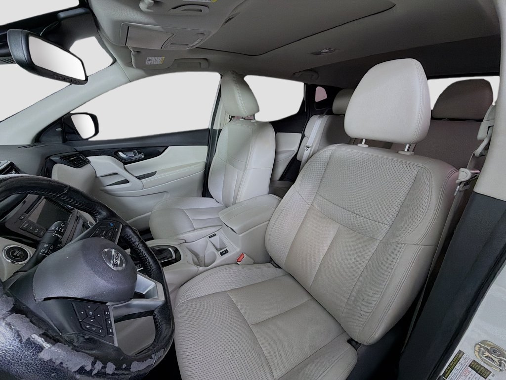 Used 2022 Nissan Rogue Sport SL w/ Premium Package AWD/4WD image 14