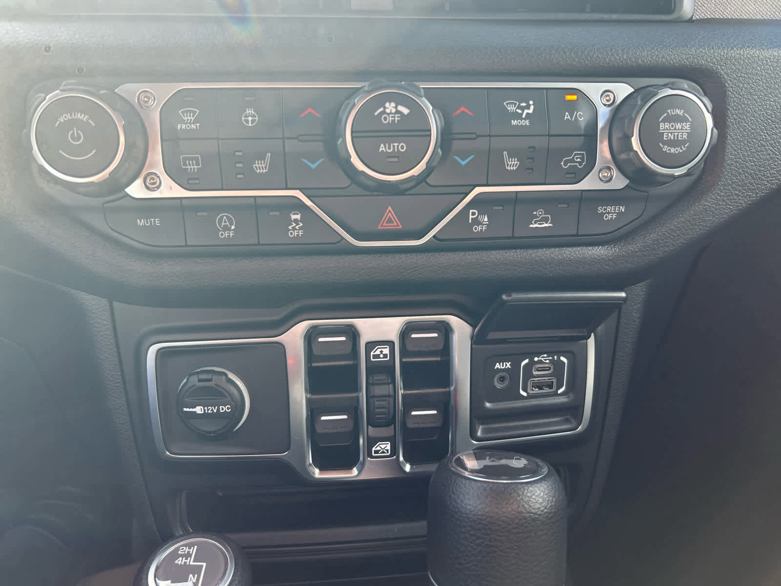 Used 2026 Jeep Wrangler Sport S image 26