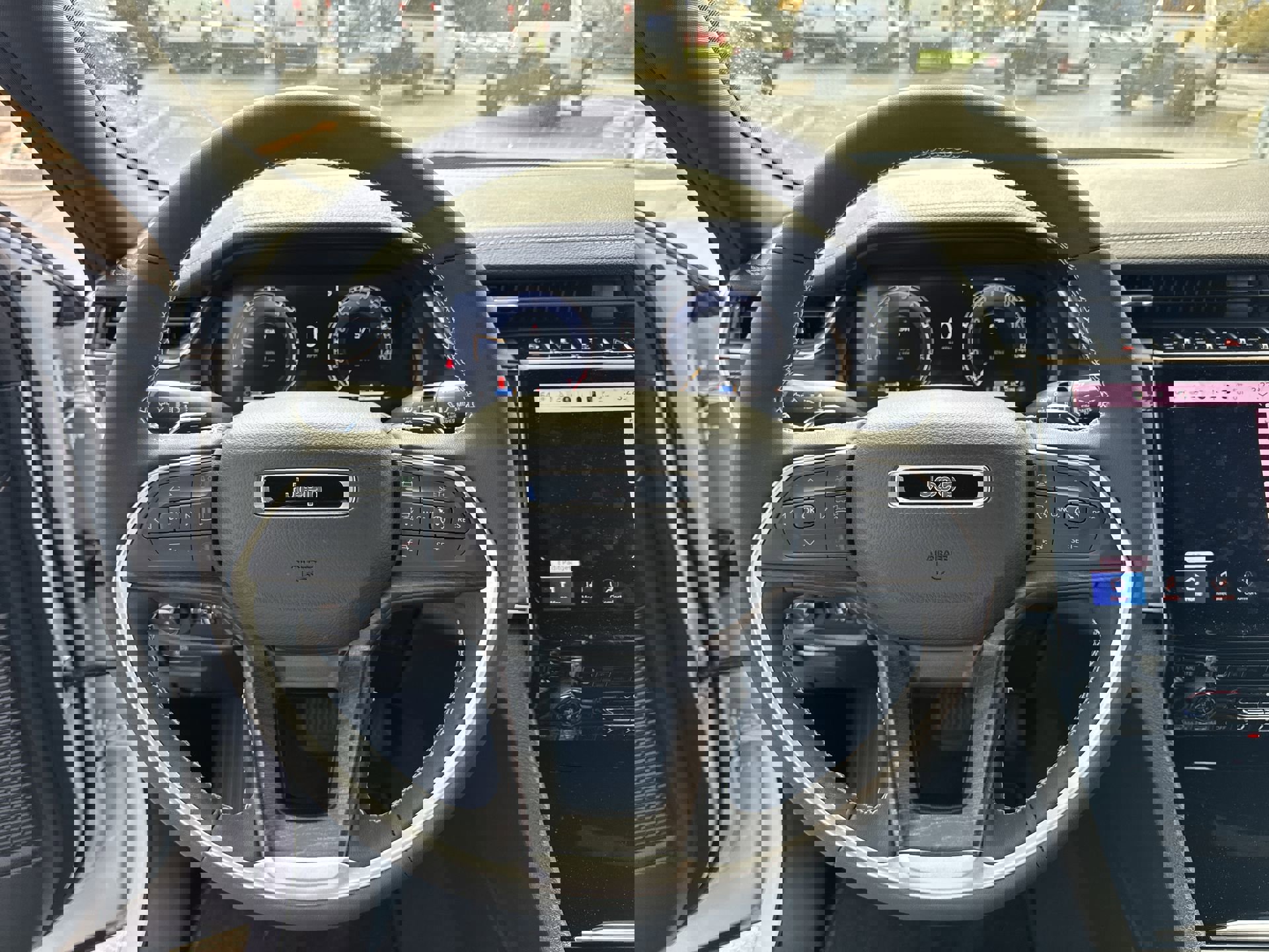 Certified 2025 Jeep Grand Cherokee L Limited w/ Trailer Tow Package image 20