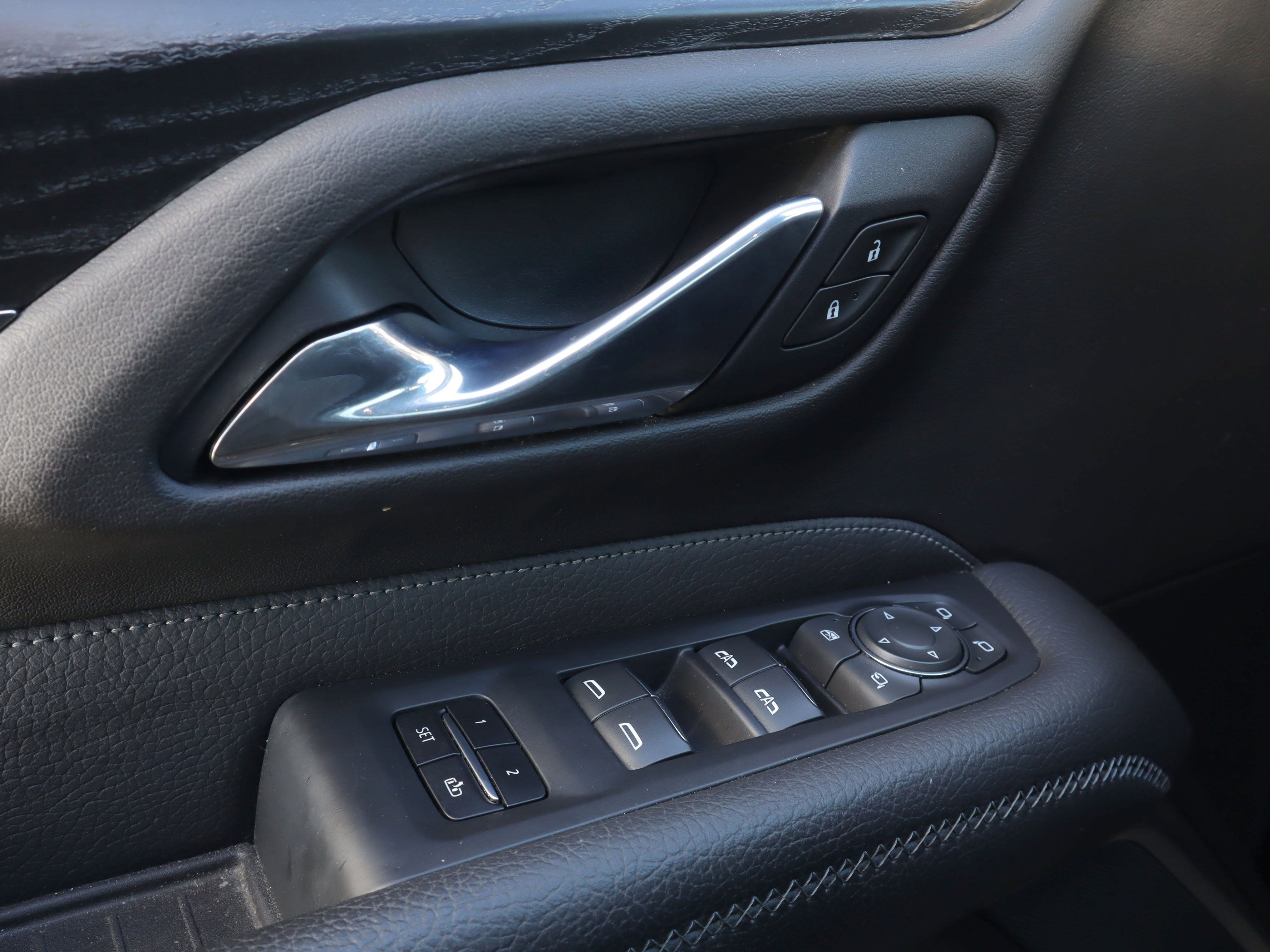 Used 2021 GMC Yukon Denali w/ Denali Ultimate Package image 22