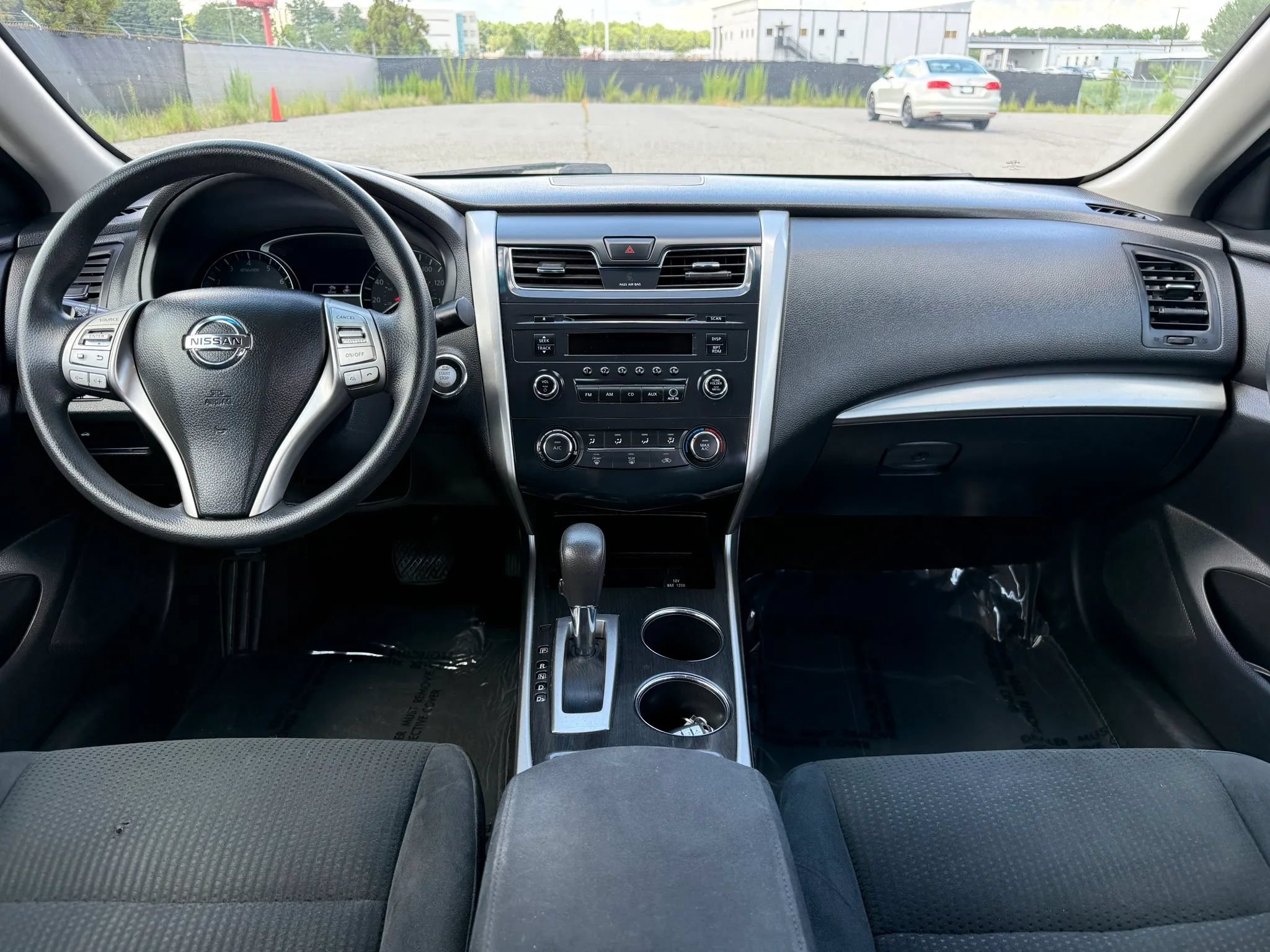 Used 2014 Nissan Altima 2.5 S FWD image 3