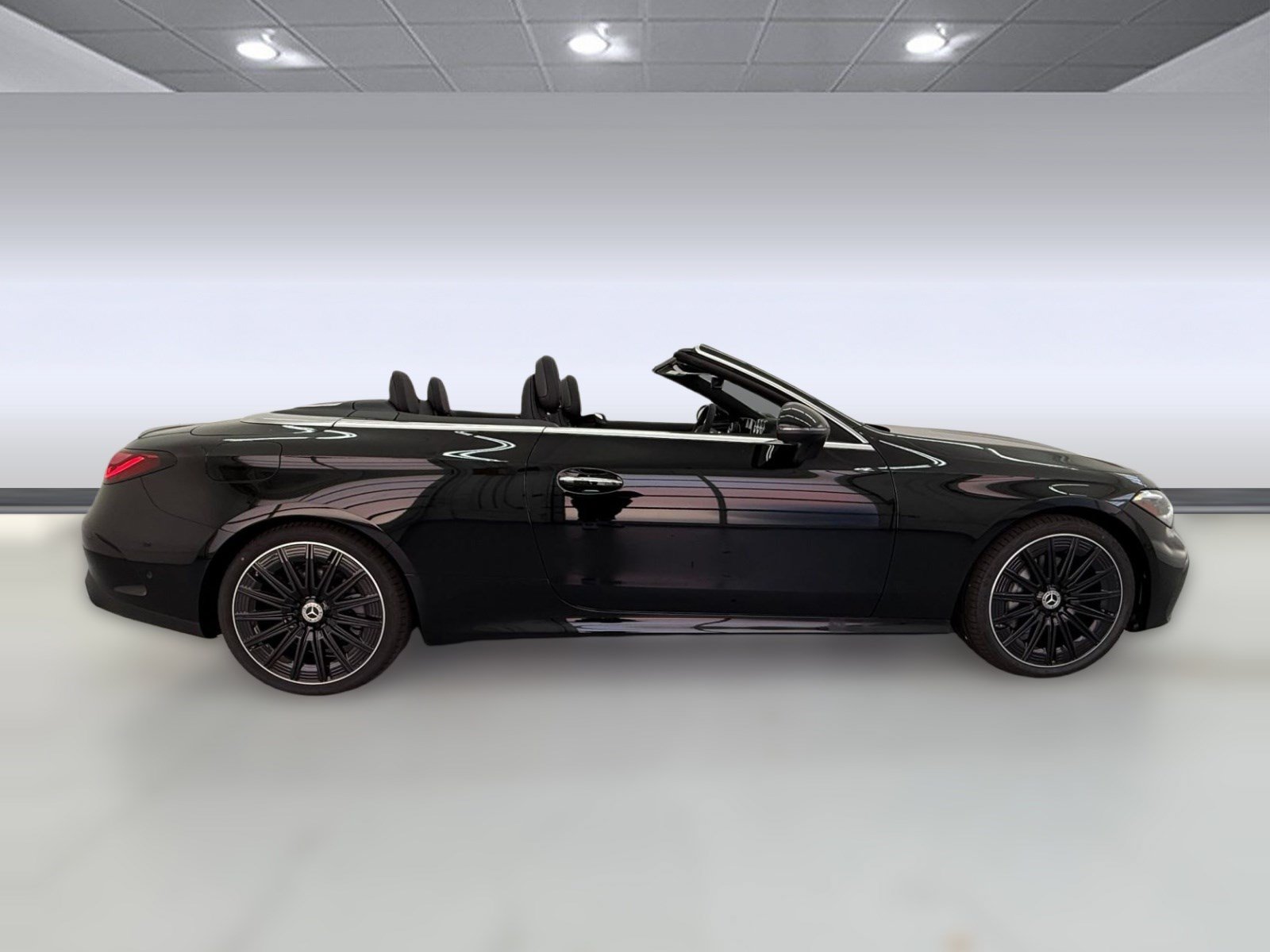 New 2026 Mercedes-Benz CLE 300 4MATIC Cabriolet image 7