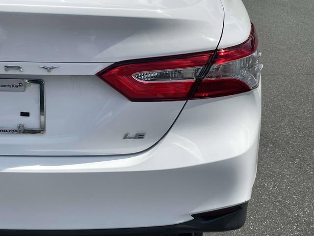 Used 2019 Toyota Camry LE FWD image 11