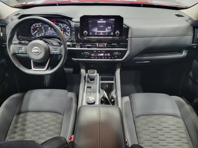 Used 2022 Nissan Pathfinder SV w/ Cargo Package AWD/4WD image 18