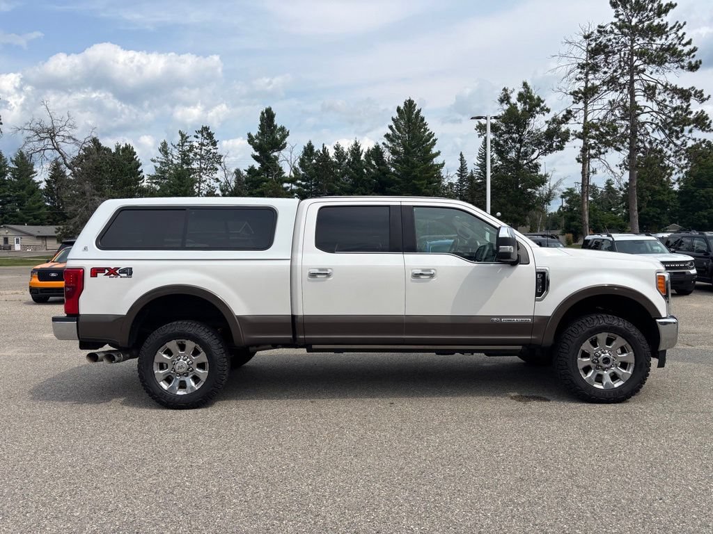 Used 2017 Ford F250 King Ranch w/ King Ranch Ultimate Package AWD/4WD image 2