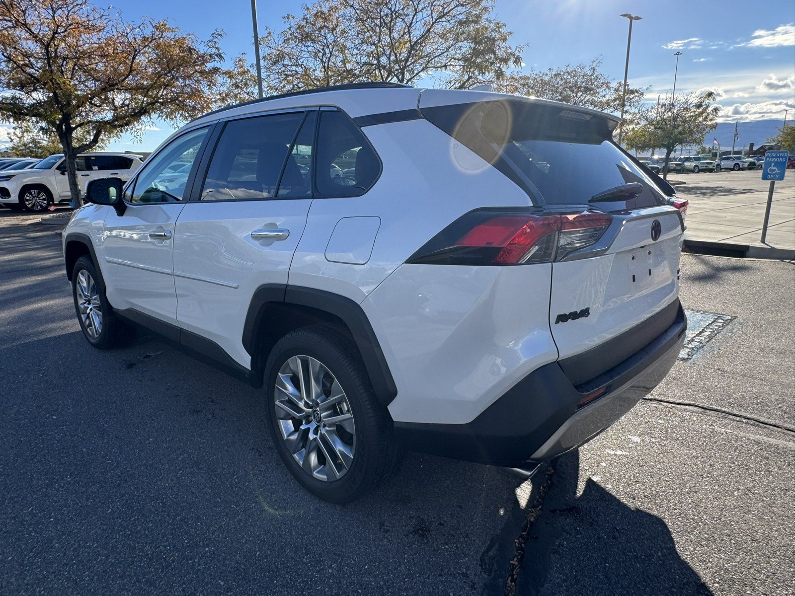 Used 2023 Toyota RAV4 Limited AWD/4WD image 4
