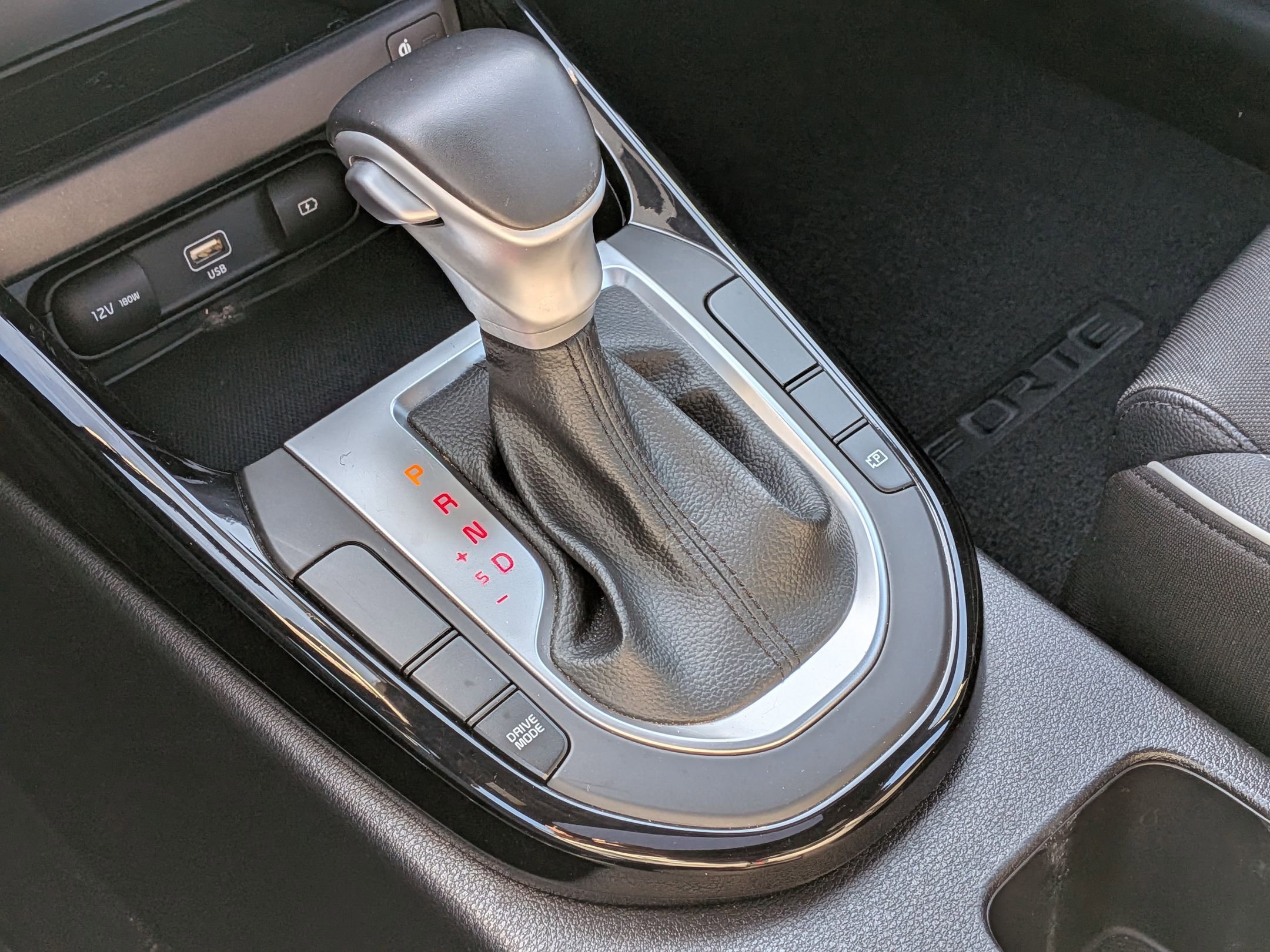 Used 2023 Kia Forte GT-Line w/ GT-Line Premium Package FWD image 28