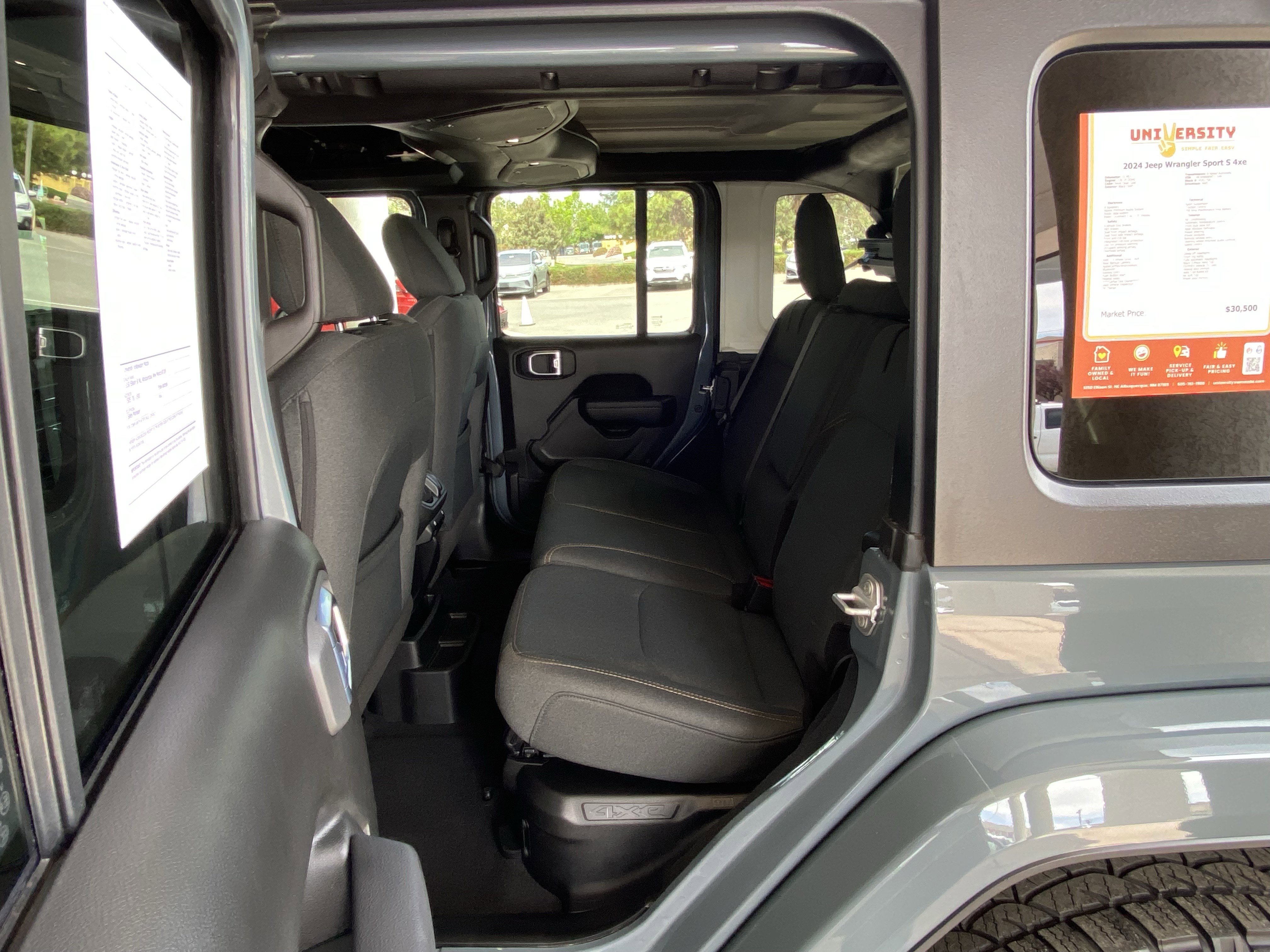 Used 2024 Jeep Wrangler Unlimited w/ Technology Group AWD/4WD image 78