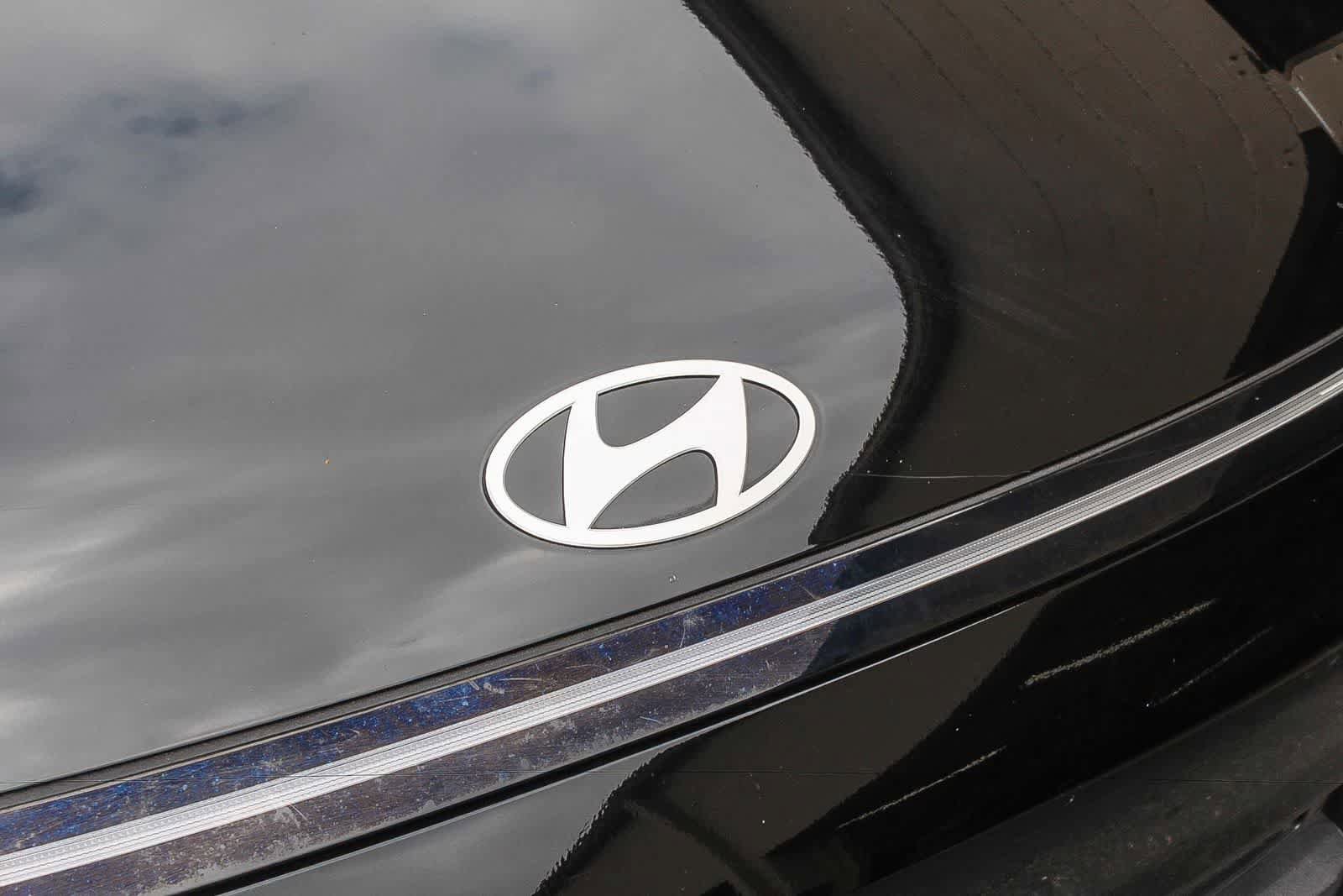 Certified 2024 Hyundai Kona SEL w/ Convenience Package AWD/4WD image 14