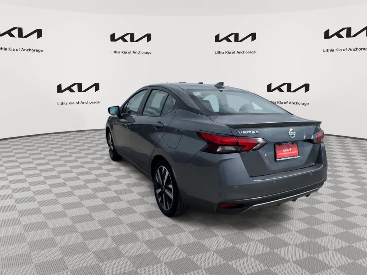 Used 2022 Nissan Versa SR w/ Convenience Package FWD image 7