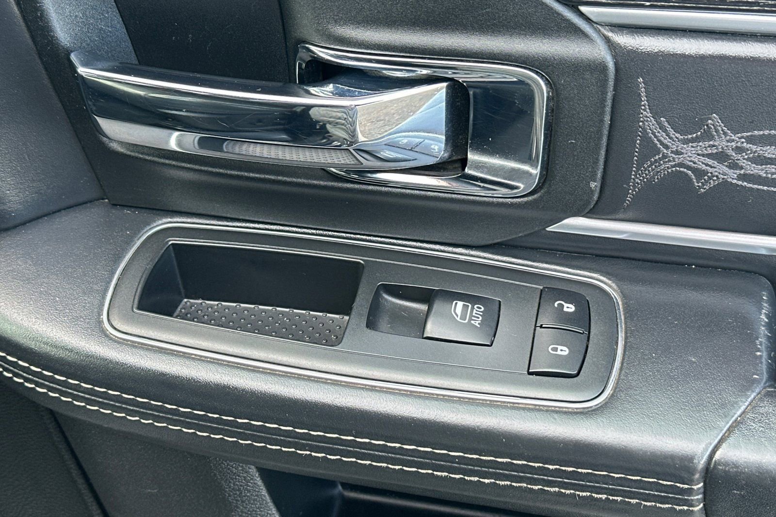 Used 2017 RAM 1500 Limited image 20