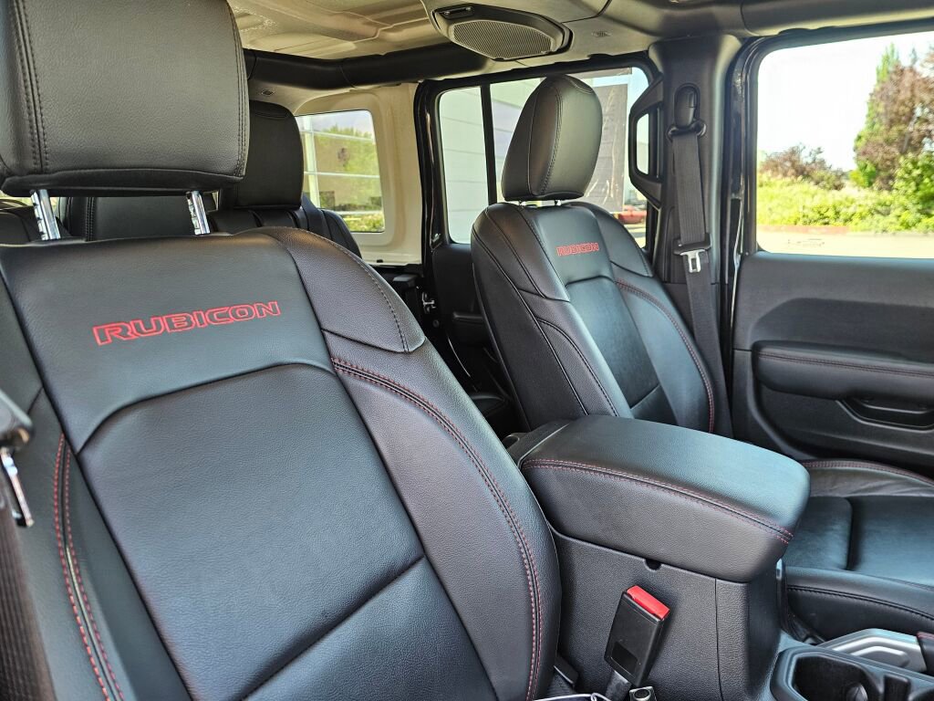 Used 2021 Jeep Wrangler Unlimited Rubicon w/ Uconnect 4C Nav & Sound Group AWD/4WD image 13