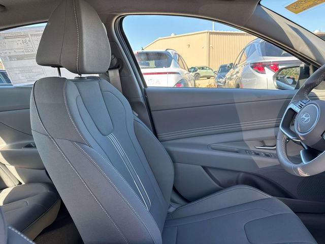 New 2026 Hyundai Elantra SEL Sport Premium FWD image 15