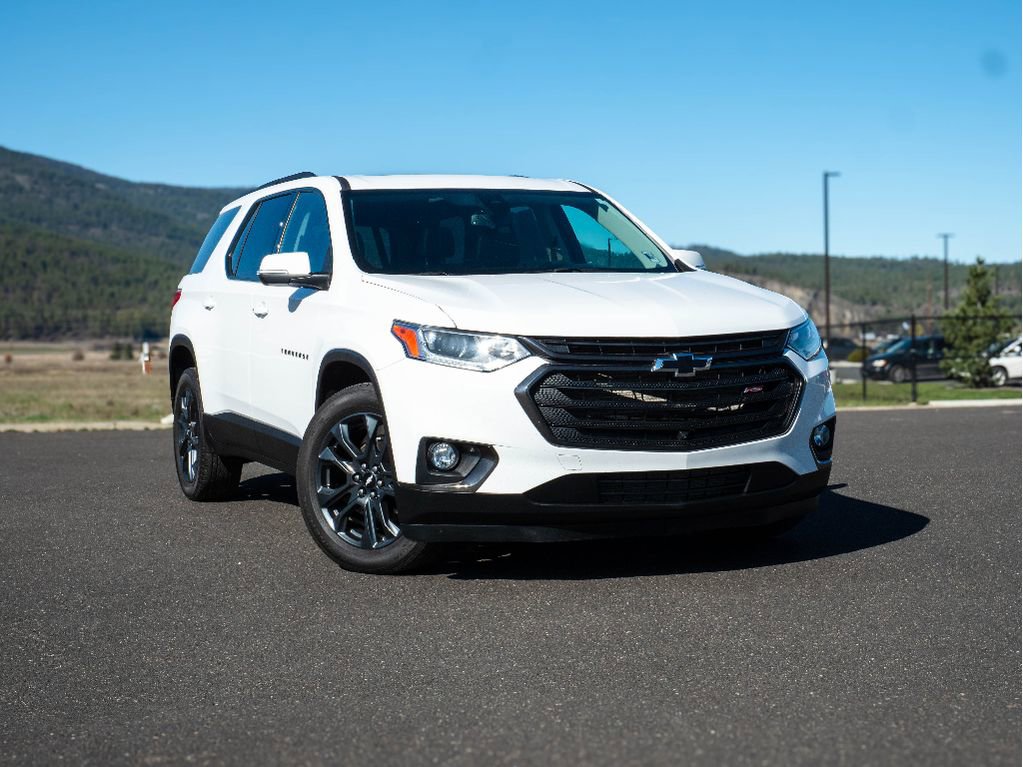 Used 2021 Chevrolet Traverse RS image 1