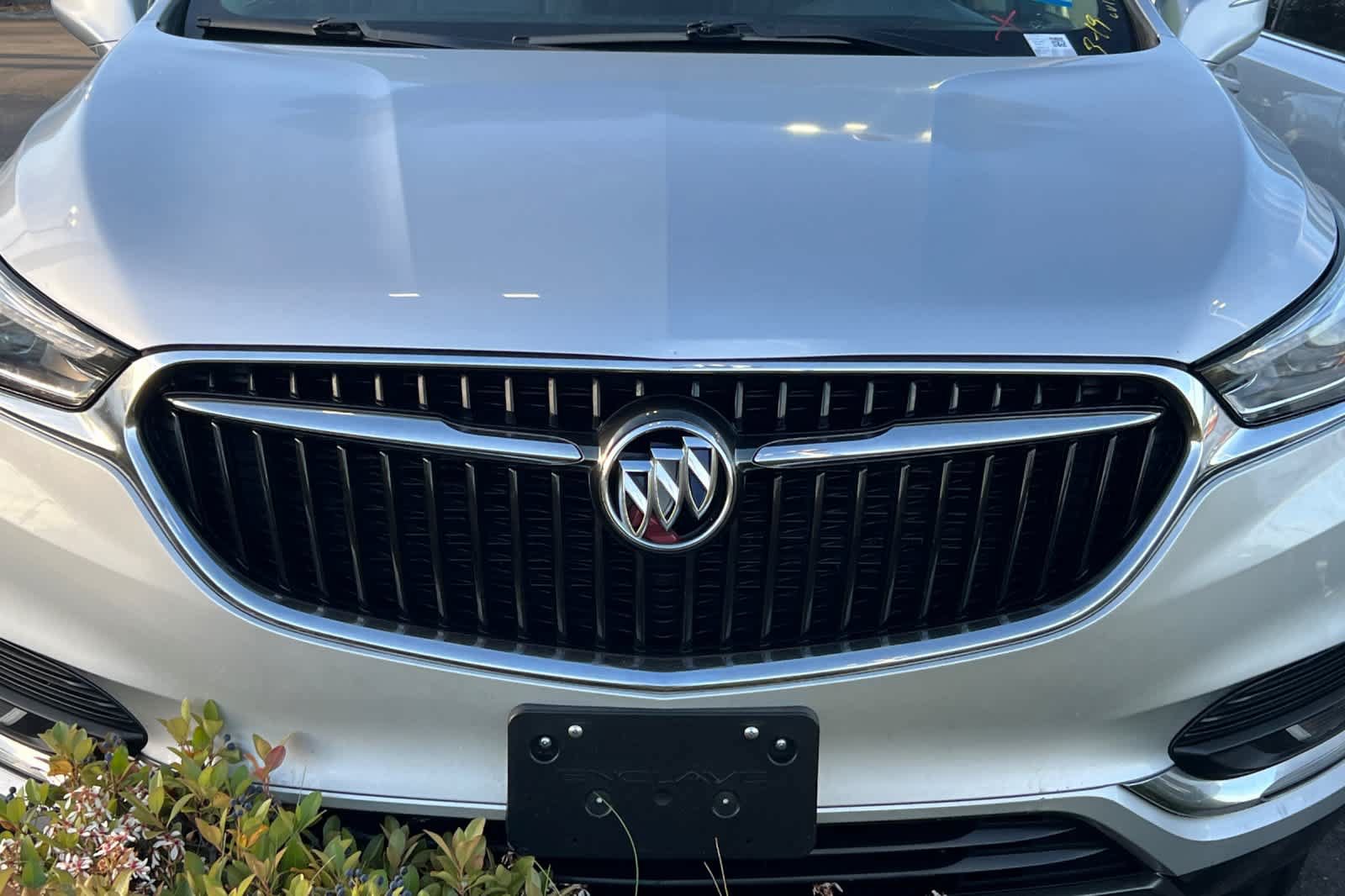 Used 2019 Buick Enclave Essence FWD image 12