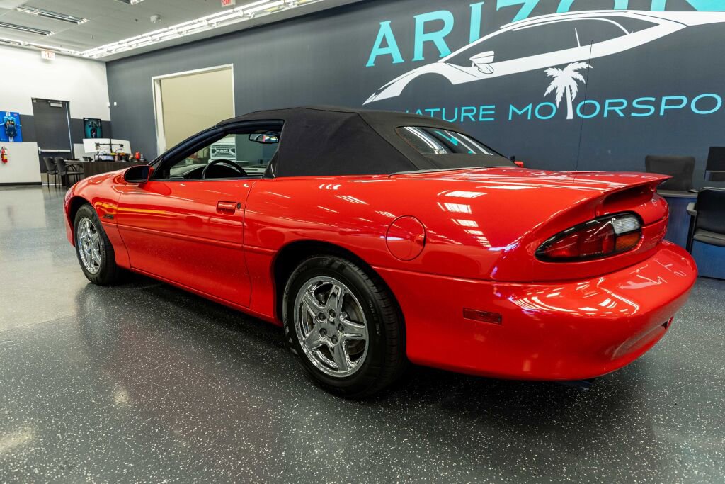 Used 1998 Chevrolet Camaro Z28 RWD image 8