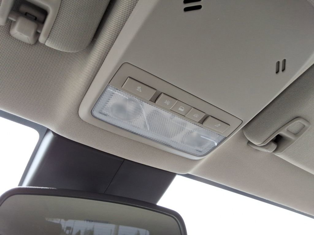 Used 2019 Buick Encore Preferred image 34