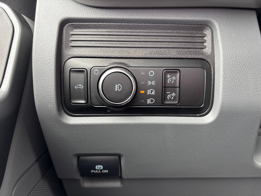 Used 2025 Ford F250 XLT AWD/4WD image 32