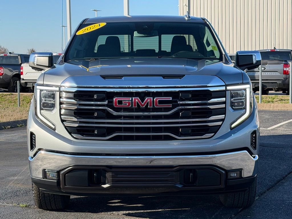 Used 2024 GMC Sierra 1500 SLT w/ SLT Premium Package image 10