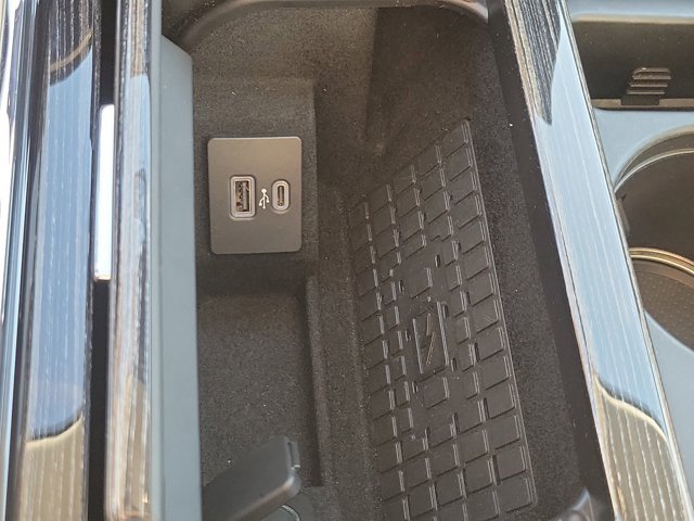 Certified 2024 Lincoln Navigator Black Label image 28