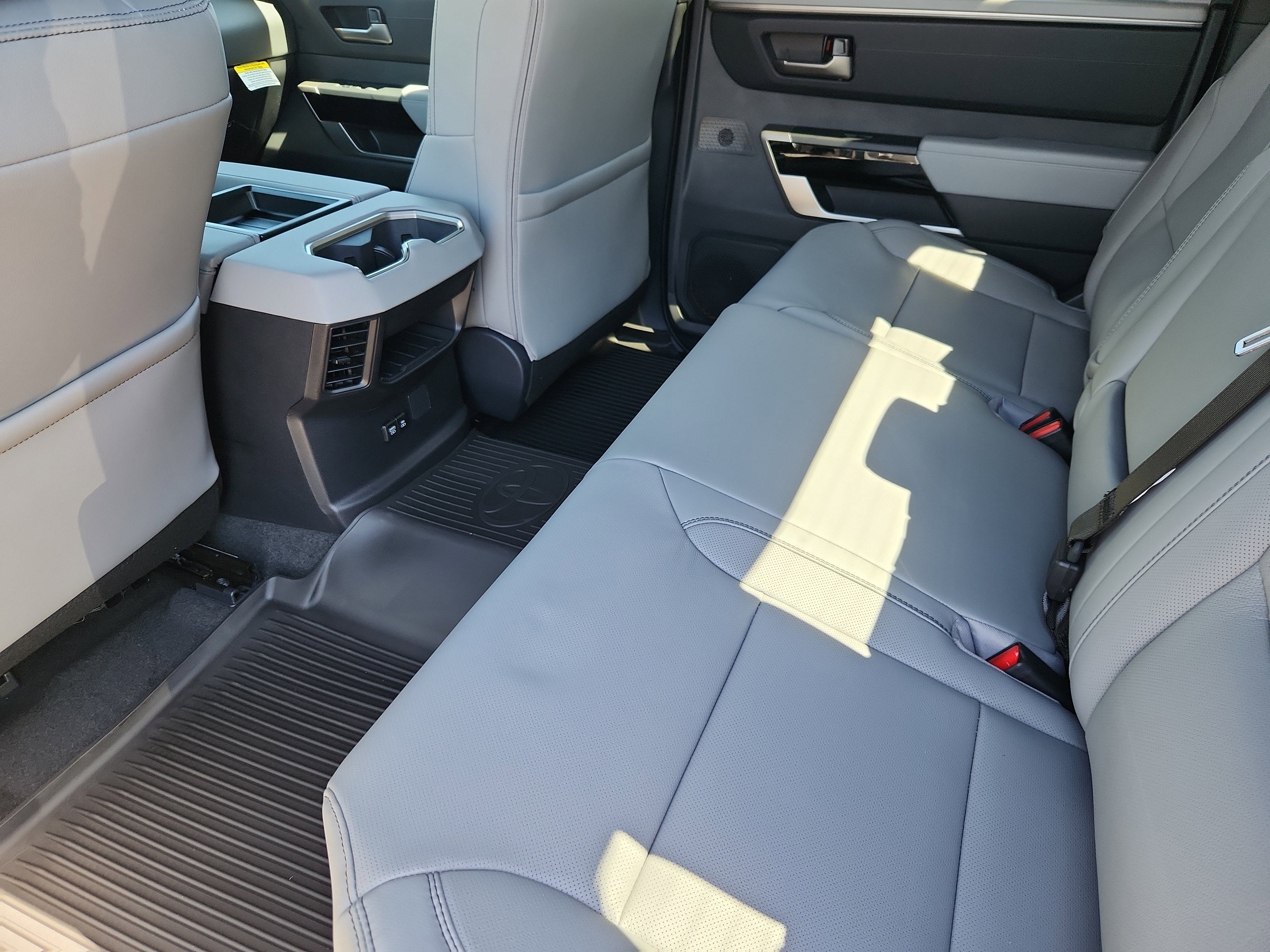 New 2026 Toyota Tundra Limited w/ TRD Off-Road Package AWD/4WD image 10