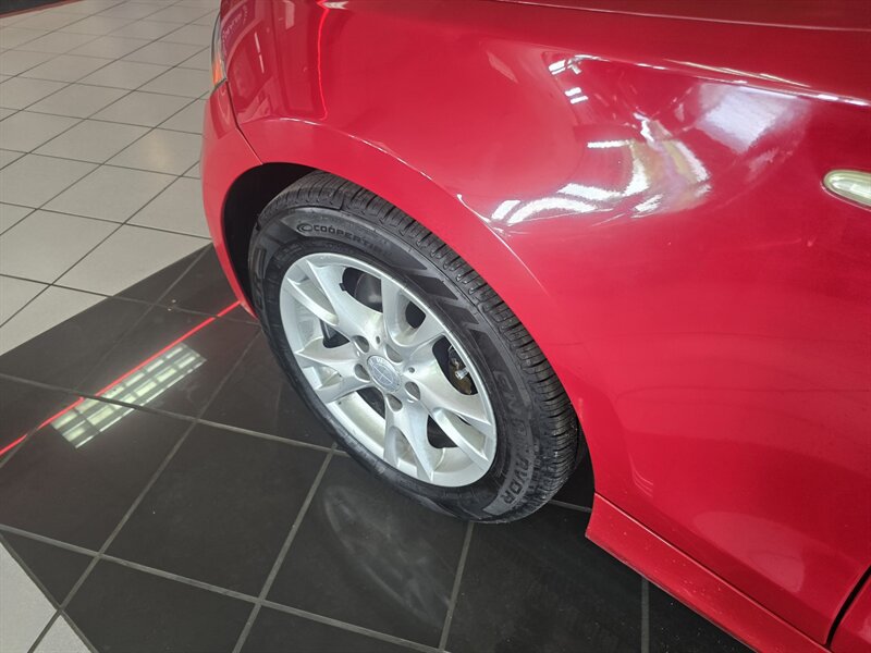 Used 2009 BMW 128i Convertible RWD image 35