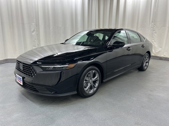 Used 2024 Honda Accord EX image 2