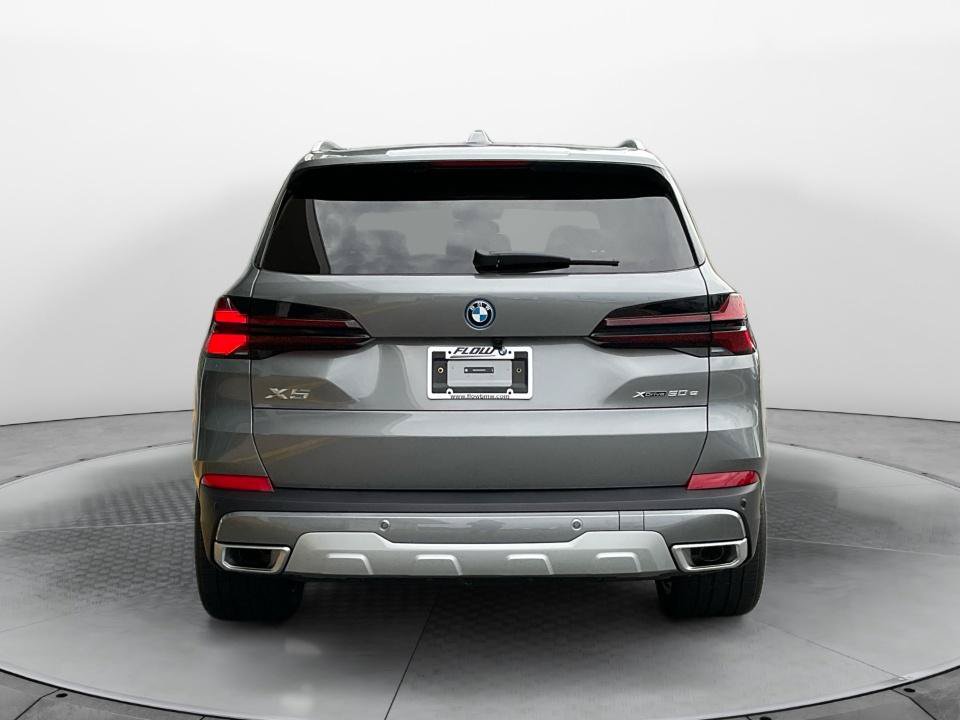 New 2026 BMW X5 xDrive50e AWD/4WD image 6