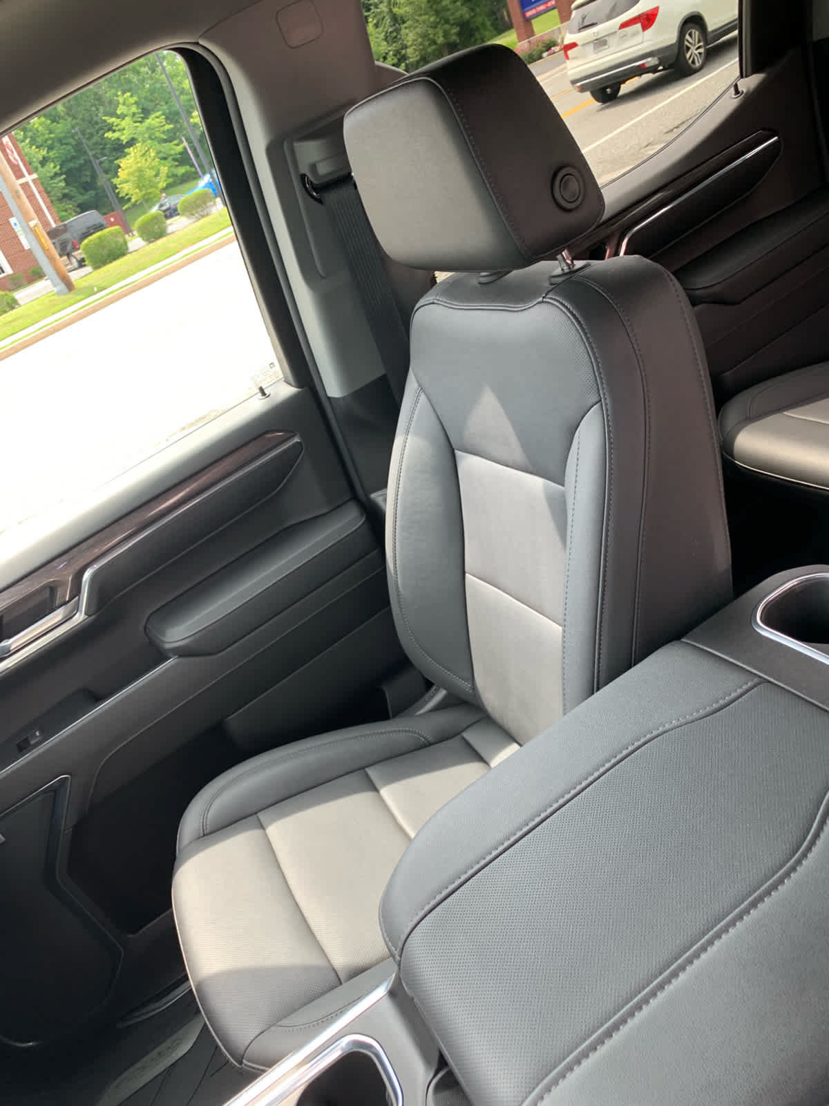 Used 2024 Chevrolet Silverado 1500 LTZ w/ LPO, Dark Essentials Package AWD/4WD image 20