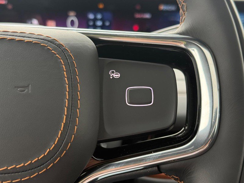 New 2025 Lincoln Navigator L Black Label AWD/4WD image 13