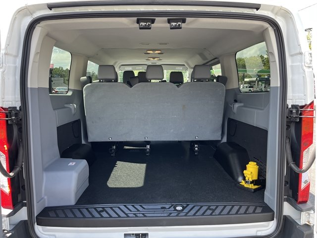 Used 2018 Ford Transit 150 XL RWD image 16