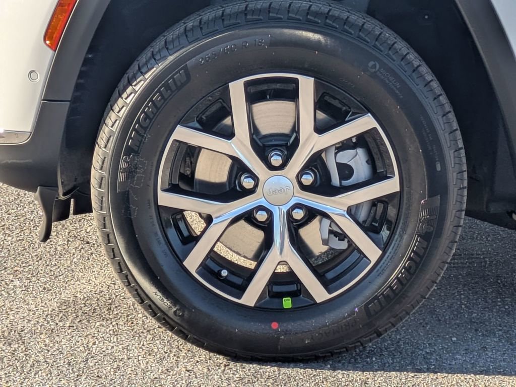 New 2025 Jeep Grand Cherokee L Limited w/ Luxury Tech Group II image 12