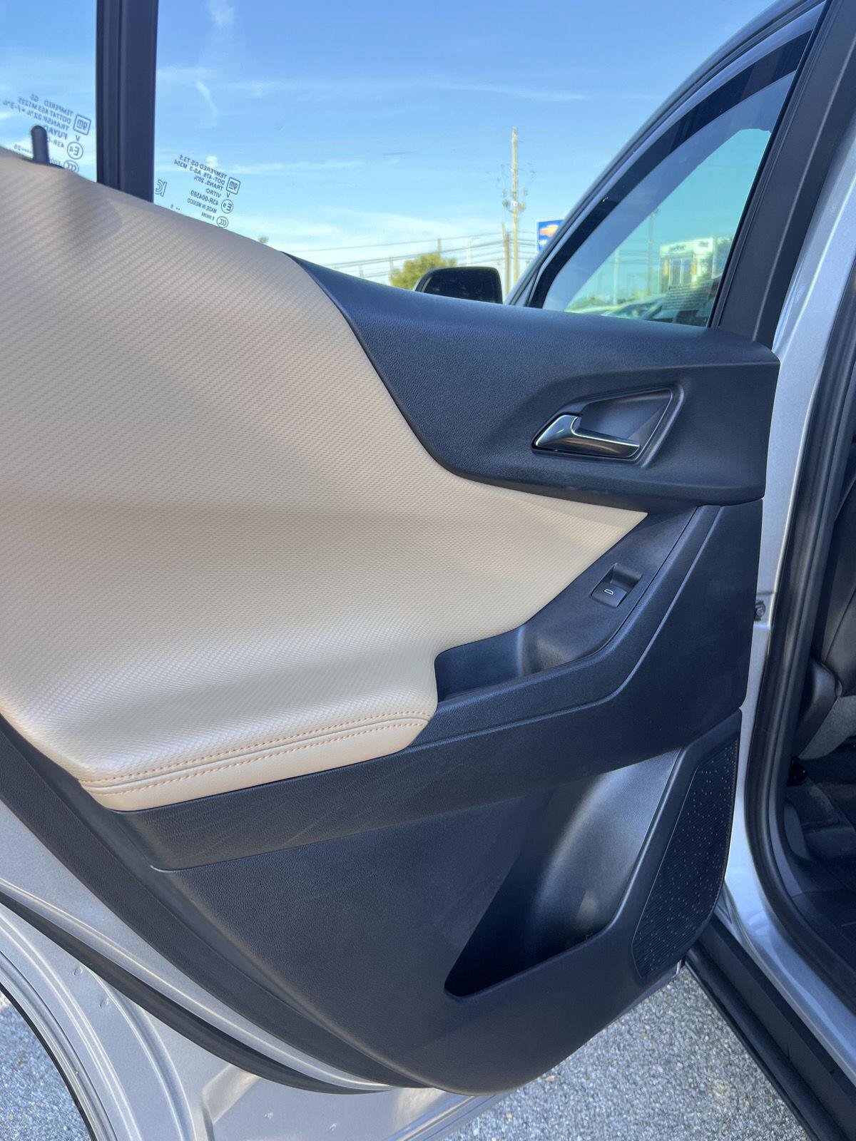 Used 2026 Chevrolet Equinox ACTIV FWD image 21