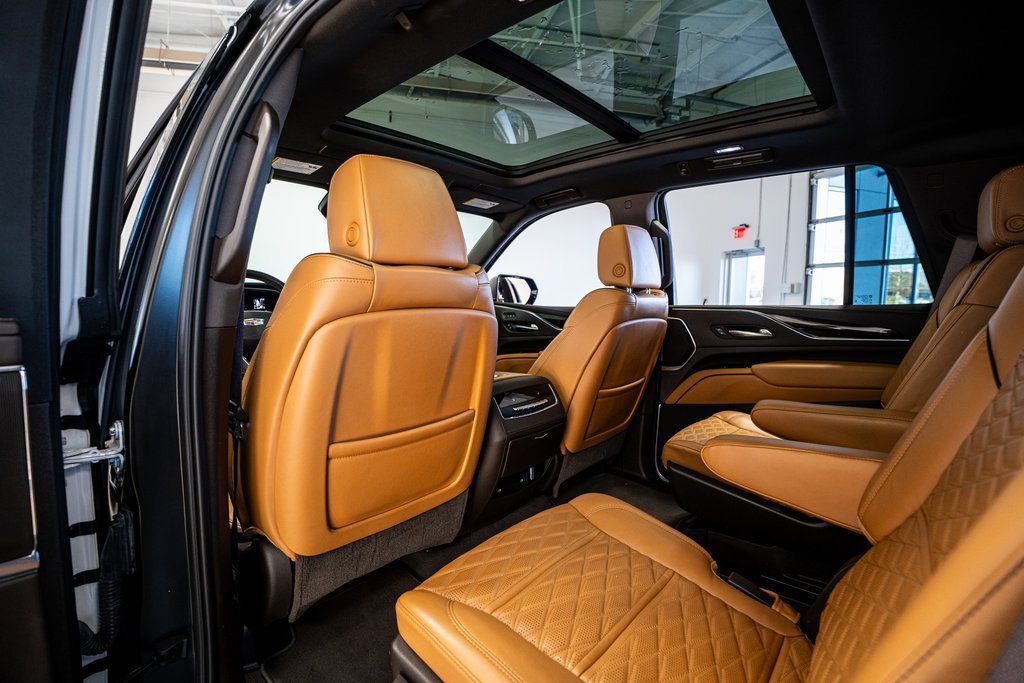 Used 2021 Cadillac Escalade Sport w/ Driver Assist Tech Package image 54