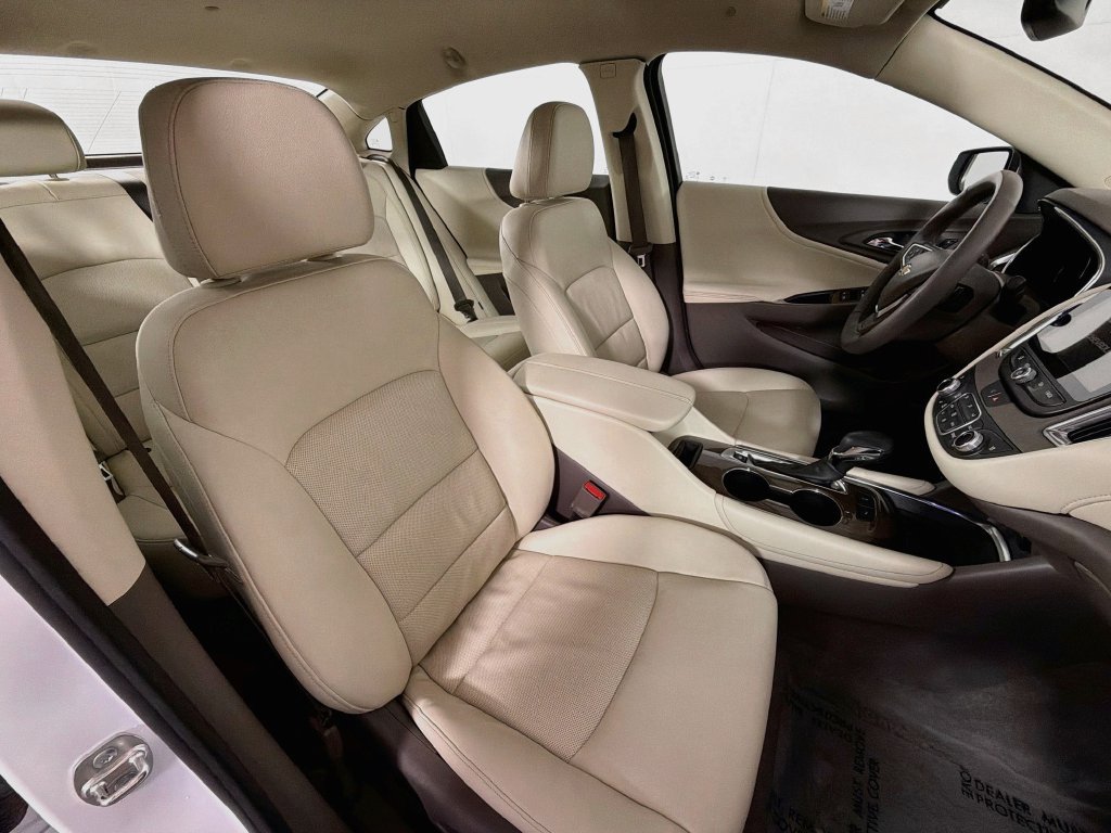 Used 2024 Chevrolet Malibu LT FWD image 28