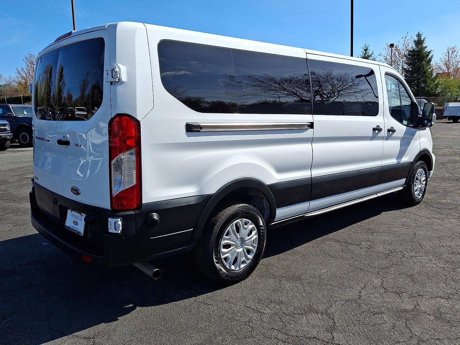 Used 2024 Ford Transit 350 XLT image 6