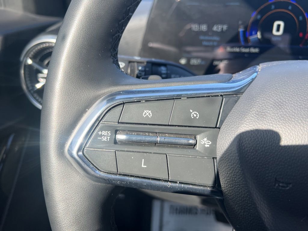 Used 2025 Chevrolet Equinox LT image 16