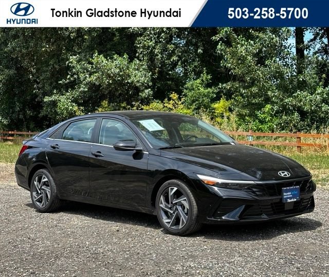 Certified 2025 Hyundai Elantra Limited FWD image 1