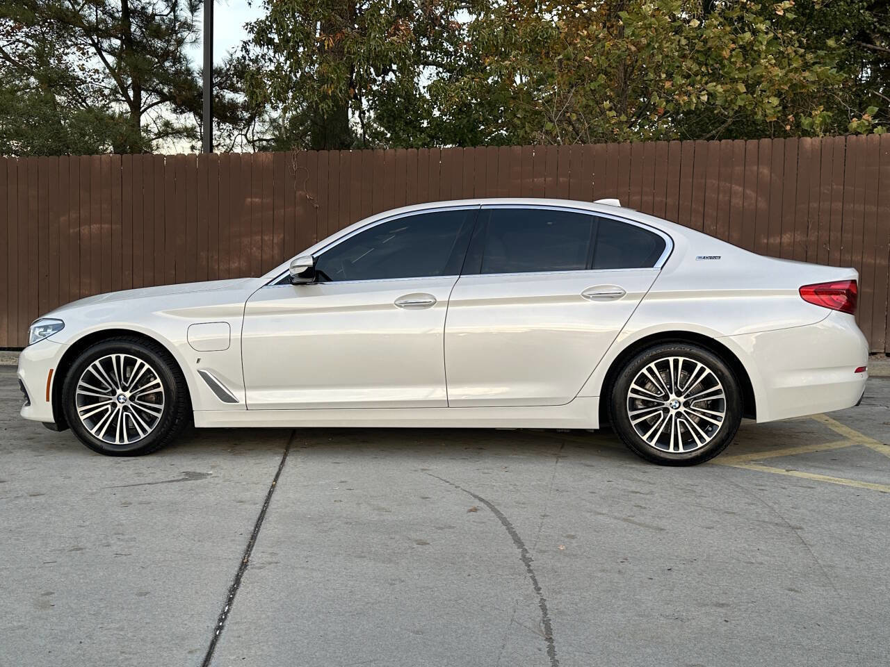 Used 2018 BMW 530e 530e iPerformance 4dr Sedan RWD image 12