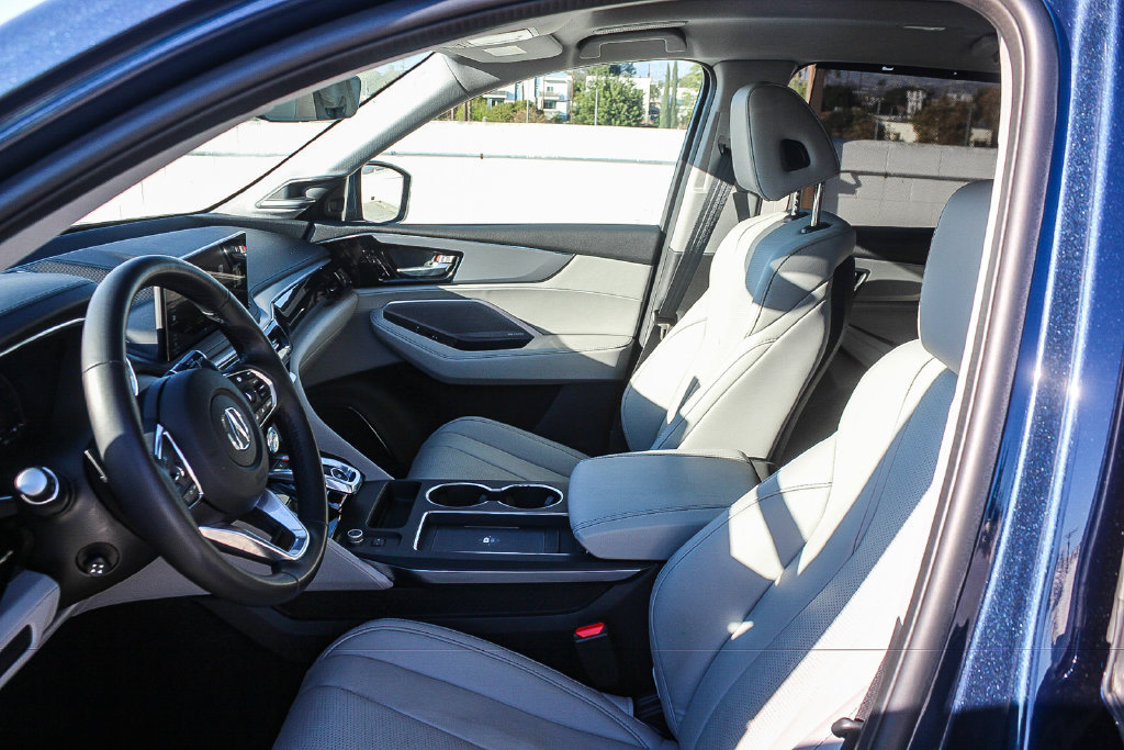 Used 2026 Acura MDX w/ Technology Package FWD image 18